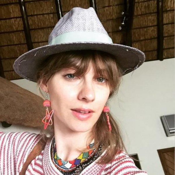 Ünlülerin objektifinden 30 Nisan Instagram paylaşımları 