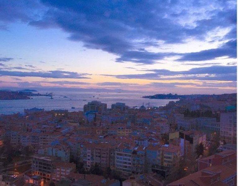 Wesley Sneijder - Yolanthe Cabau'nun evi