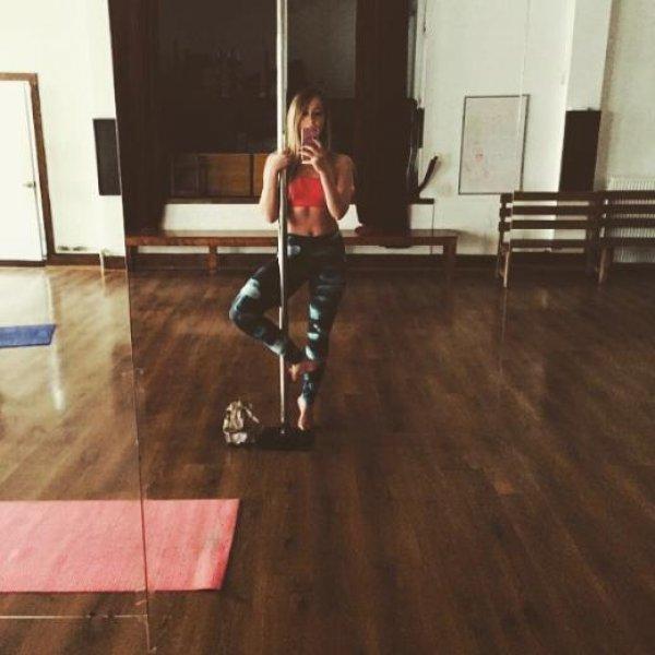 Ünlülerin objektifinden 30 Nisan Instagram paylaşımları 