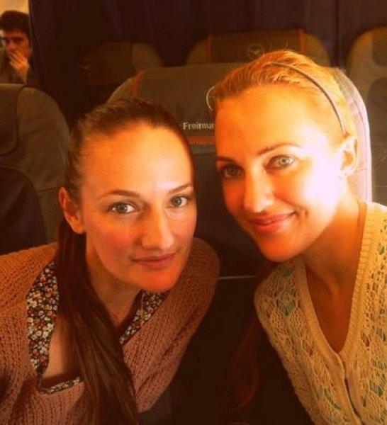 Meryem Uzerli ilk defa ablasıyla poz verdi