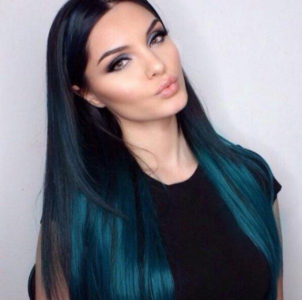 Kürt kızı Evon Wahab Instagram'ı salladı