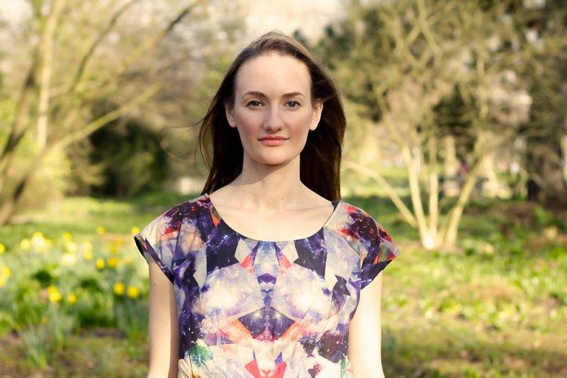 Meryem Uzerli ilk defa ablasıyla poz verdi