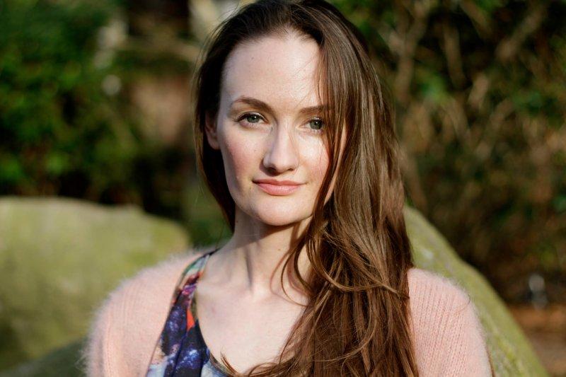 Meryem Uzerli ilk defa ablasıyla poz verdi