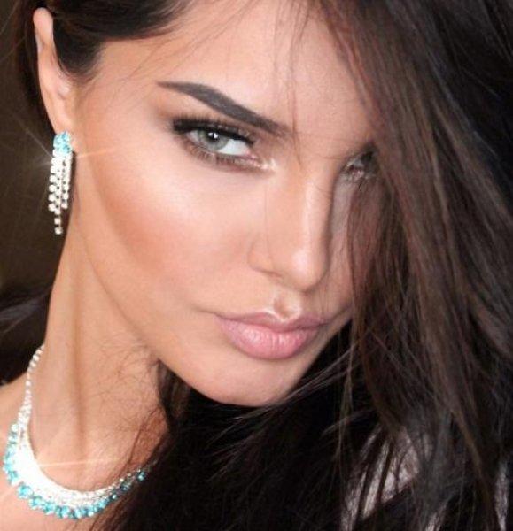 Kürt kızı Evon Wahab Instagram'ı salladı