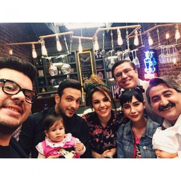 Ünlülerden 2 Mayıs  Instagram paylaşımları 