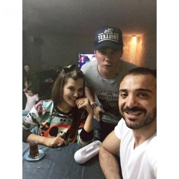 Ünlülerden 2 Mayıs  Instagram paylaşımları 