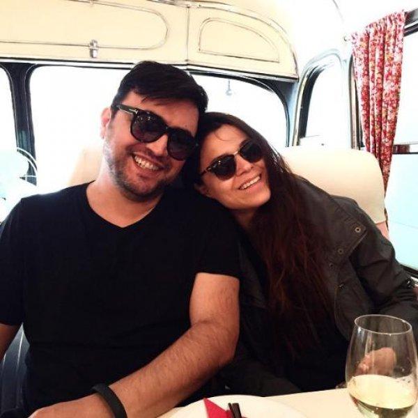 Şinasi Yurtsever ile Ferihan Kaya nişanlandı