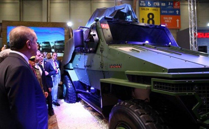 Erdoğan IDEF Uluslararası Savunma Sanayii Fuarı'nı gezdi