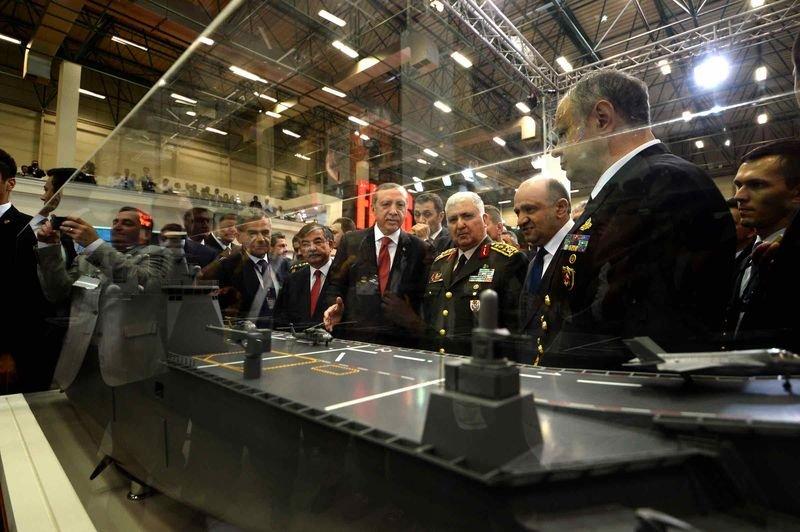 Erdoğan IDEF Uluslararası Savunma Sanayii Fuarı'nı gezdi