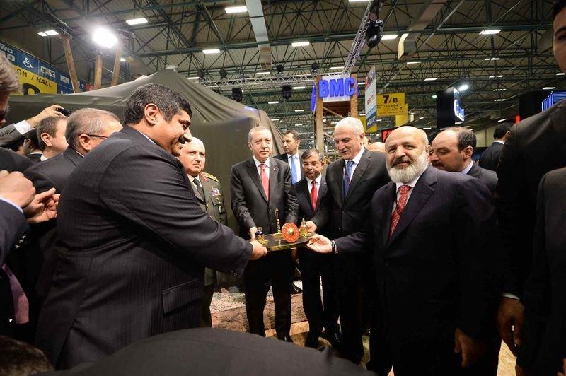 Erdoğan IDEF Uluslararası Savunma Sanayii Fuarı'nı gezdi