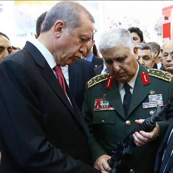 Erdoğan IDEF Uluslararası Savunma Sanayii Fuarı'nı gezdi