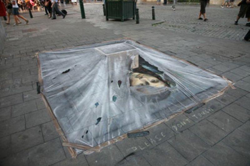 Sokakların çehresi 3 boyutlu resimlerle değişti