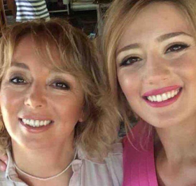 Ünlü isimlerin Anneler Günü mesajları - Resim 23