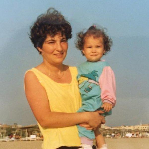 Ünlü isimlerin Anneler Günü mesajları - Resim 15