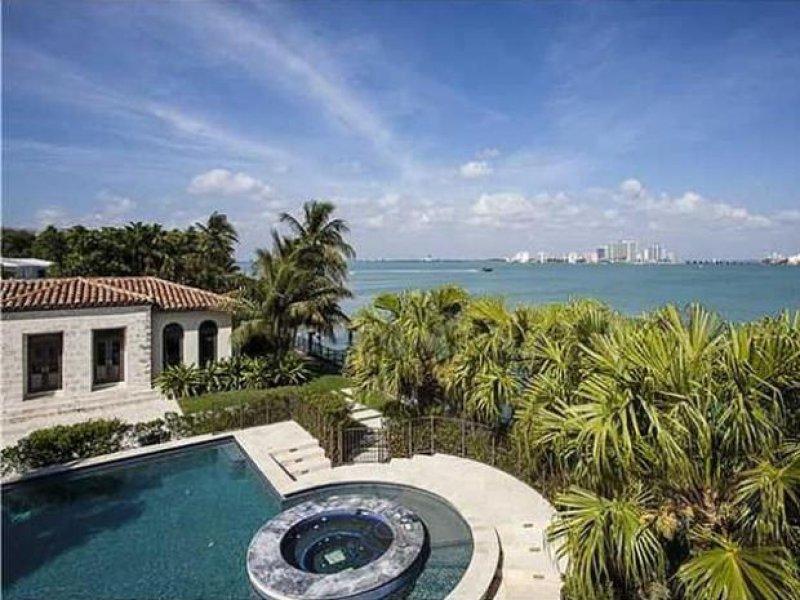 Ünlülerin yazlık evleri 