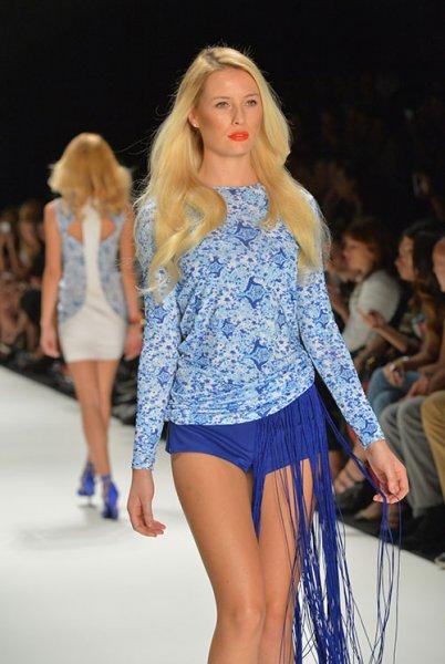 Serdar Ortaç: Chloe kaldır etegini