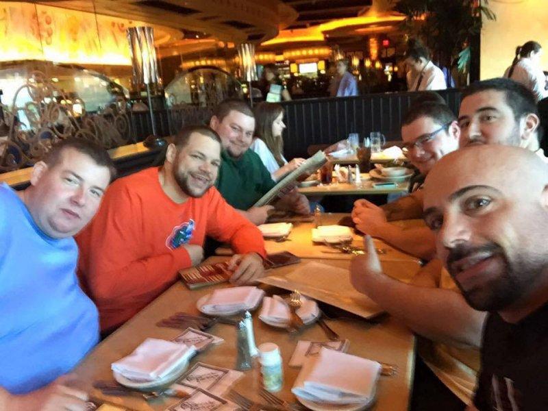 Taylor Swift dinleyerek 180 kilo veren adam 