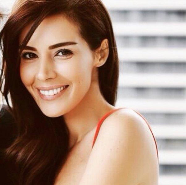 Güzel oyuncu Hatice Şendil'in Instagram halleri