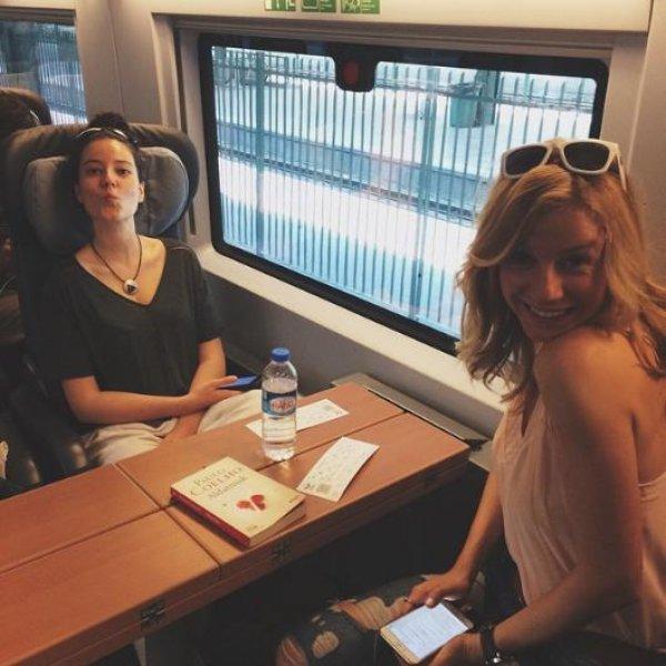 Ünlülerden 25 Mayıs Instagram paylaşımları 