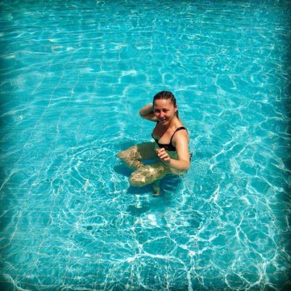 Ünlülerden 25 Mayıs Instagram paylaşımları 