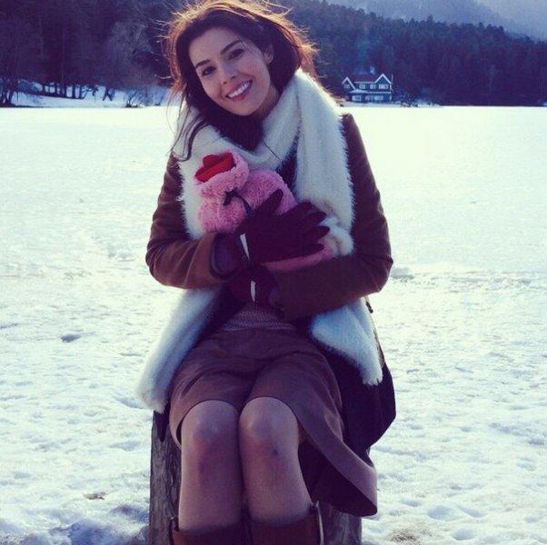 Güzel oyuncu Hatice Şendil'in Instagram halleri