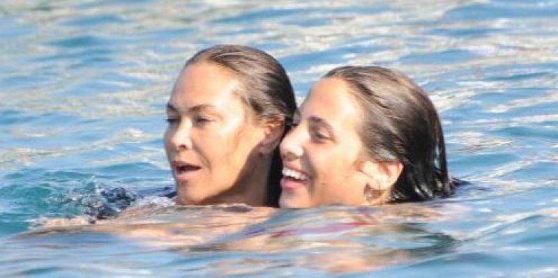 Ünlü isimlerin tatil için tercih ettiği yerler 