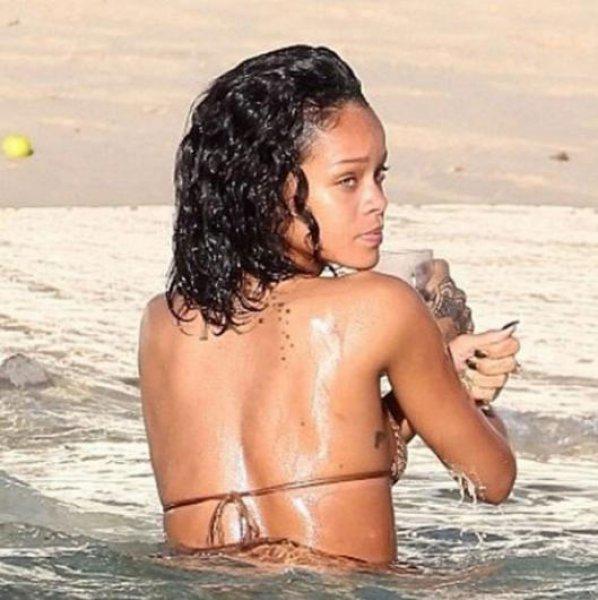 Ünlü isimlerin tatil için tercih ettiği yerler 