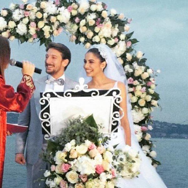 Engin Hepileri ile Beyza Şekerci evlendi