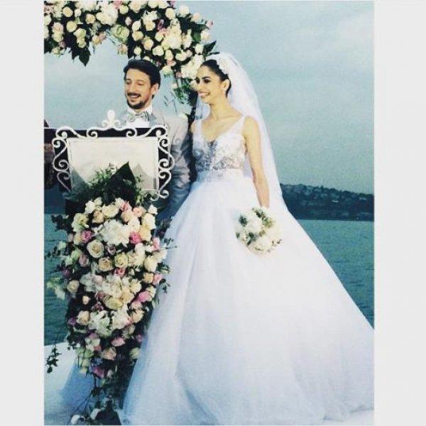Engin Hepileri ile Beyza Şekerci evlendi