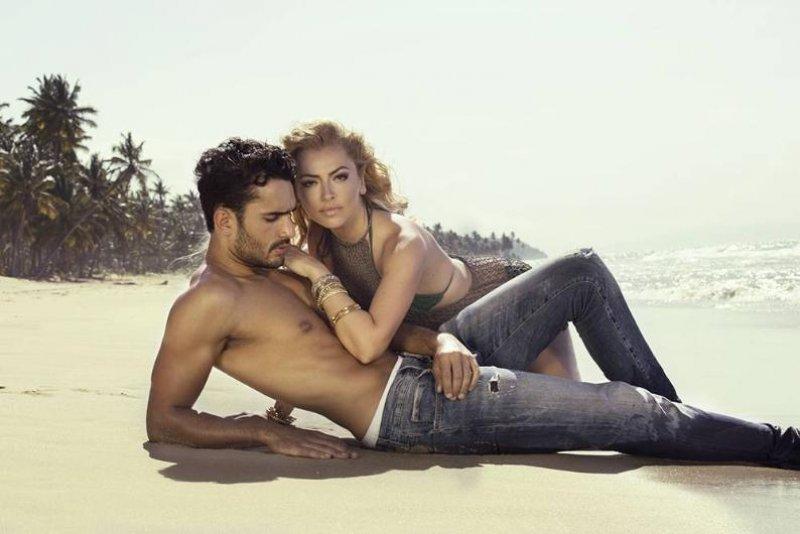 Hadise'den özel klip pozu