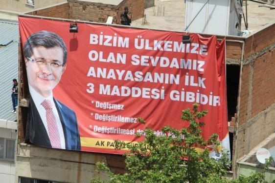 Davutoğlu'nun Siirt mitinginden kareler - Resim 12