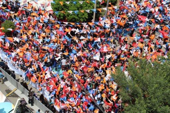 Davutoğlu'nun Siirt mitinginden kareler - Resim 10