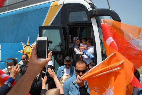 Davutoğlu'nun Siirt mitinginden kareler - Resim 9