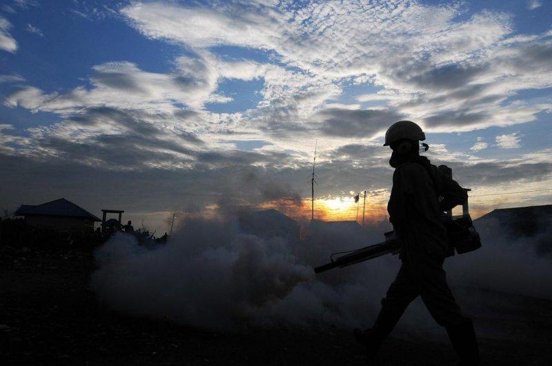 Rohingyalı Müslümanlar kamplarda yaşam mücadelesi veriyor