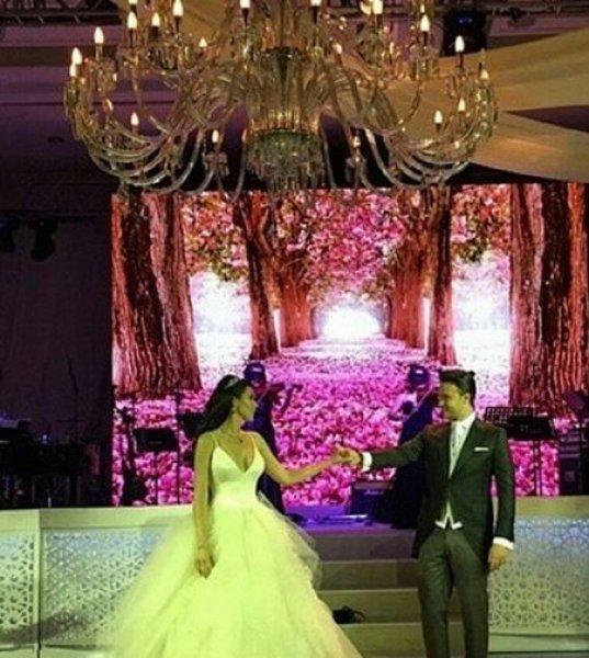 Hatice Şendil ile Burak Sağyaşar evlendi