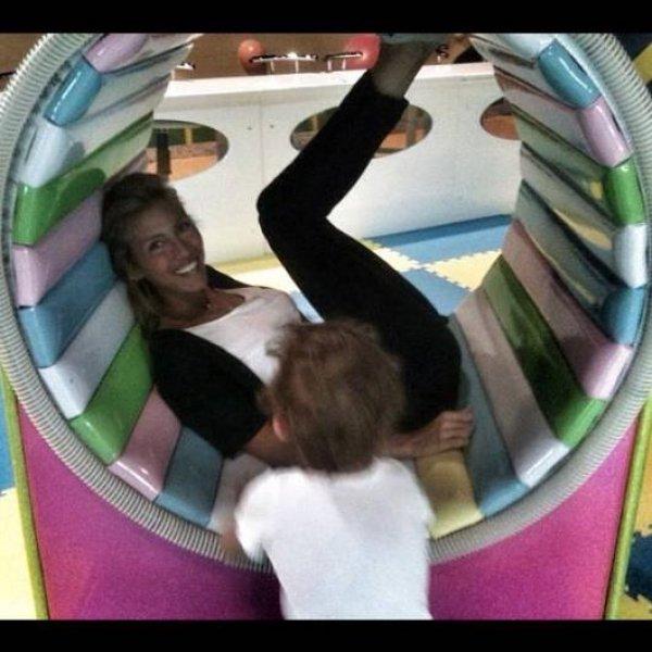 Çağla Şıkel: Keşke babam hayatta olsa da fırçalasa