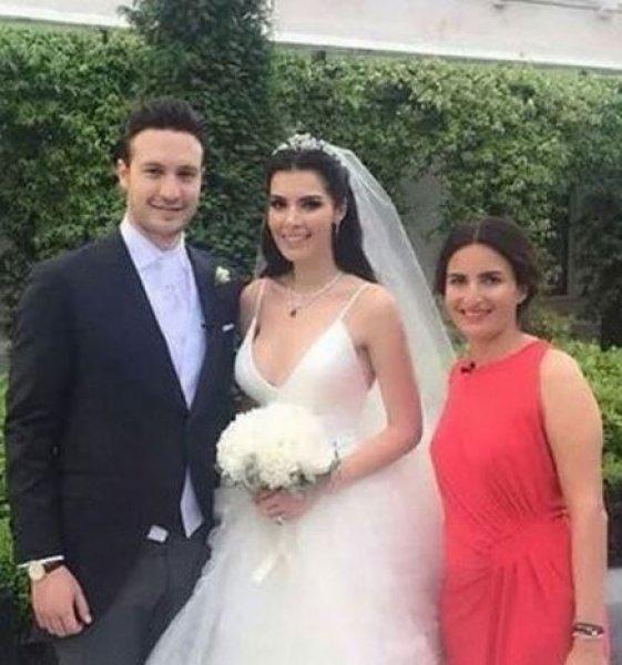 Hatice Şendil ile Burak Sağyaşar evlendi