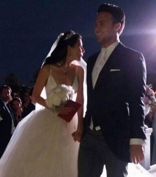 Hatice Şendil ile Burak Sağyaşar evlendi