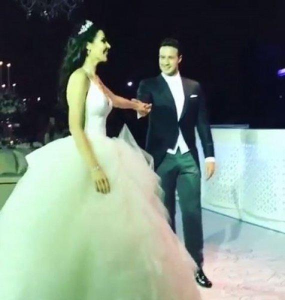 Hatice Şendil ile Burak Sağyaşar evlendi