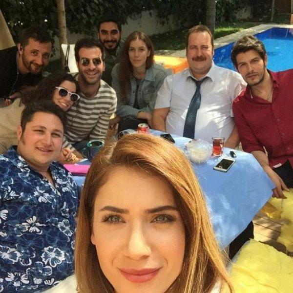 Ünlülerin Instagram hesabından 1 Haziran paylaşımları