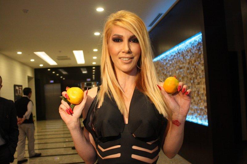 Hande Yener: Lady Gaga benden sonra çıktı