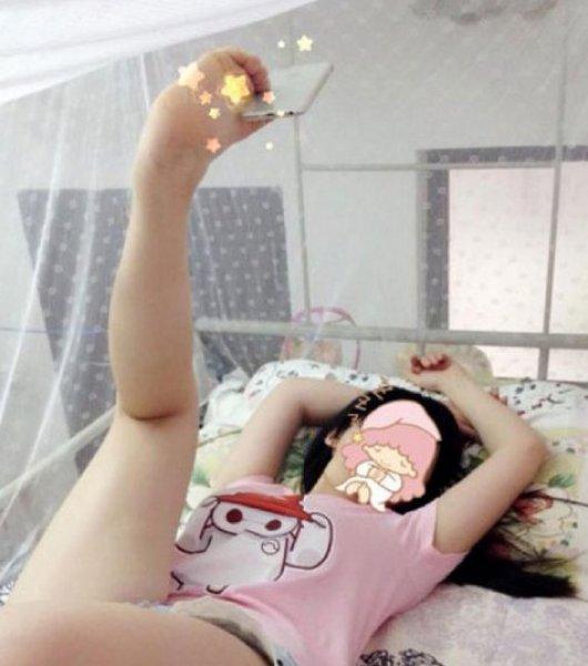 Selfie'de ayaklı dönem