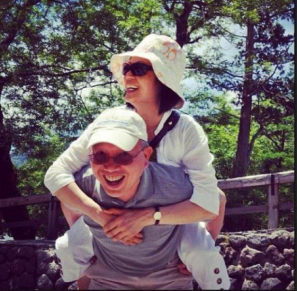 Aşkın yaşı olmaz dedirten fotoğraflar 