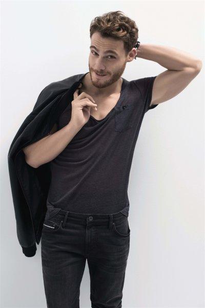 Kerem Bürsin Gratel oldu