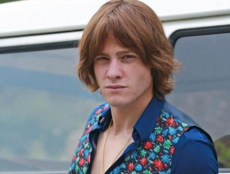 Kerem Bürsin Gratel oldu