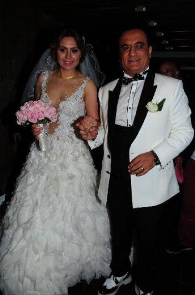 Yapımcı Erol Köse evlendi