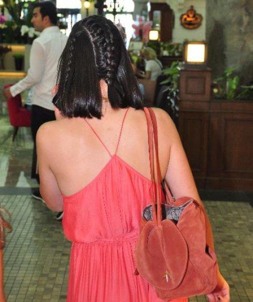 Zehra Çilingiroğlu'nun salaş tarzı