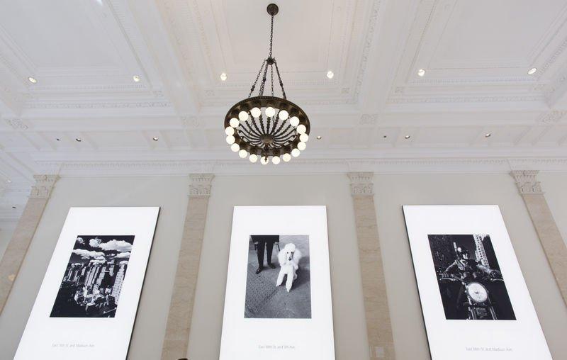 New York'ta 100 yıllık banka Apple Store oldu