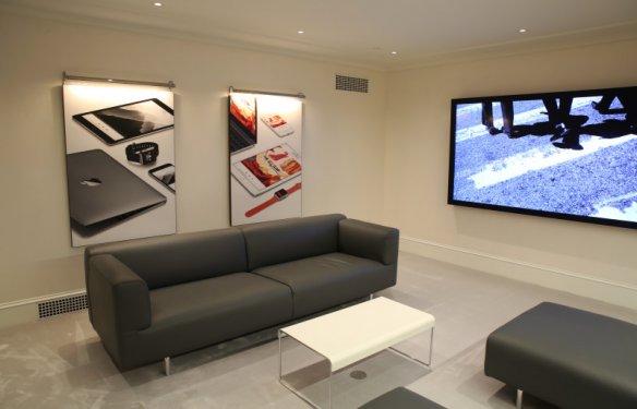 New York'ta 100 yıllık banka Apple Store oldu