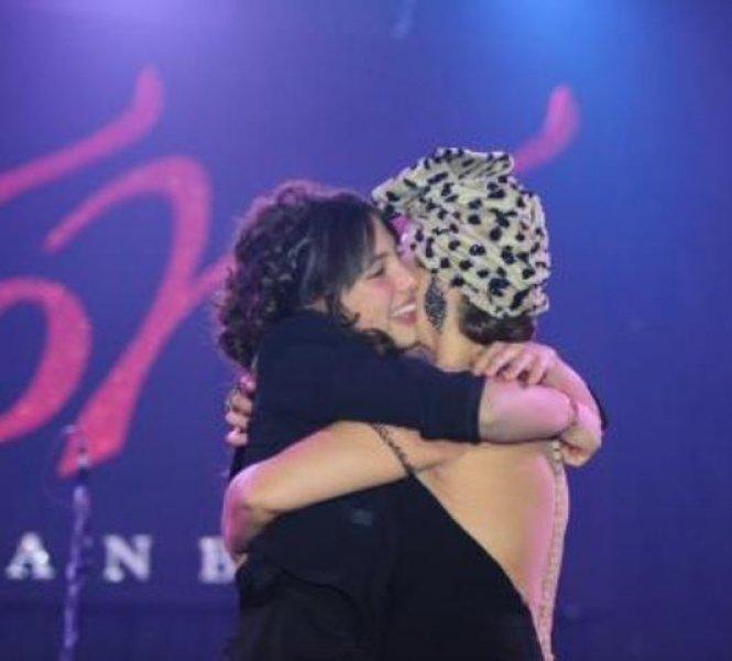 Zehra Çilingiroğlu'nun kardeş sevgisi